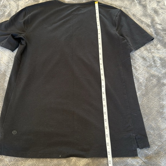 Lululemon - The Fundamental Pocket T-Shirt - Picture 5 of 7